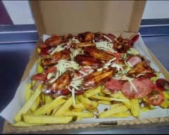 Parrilla y papas puente 8 (Quito)