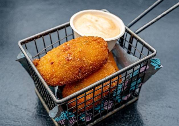 Bacon Macaroni and Cheese Croquettes