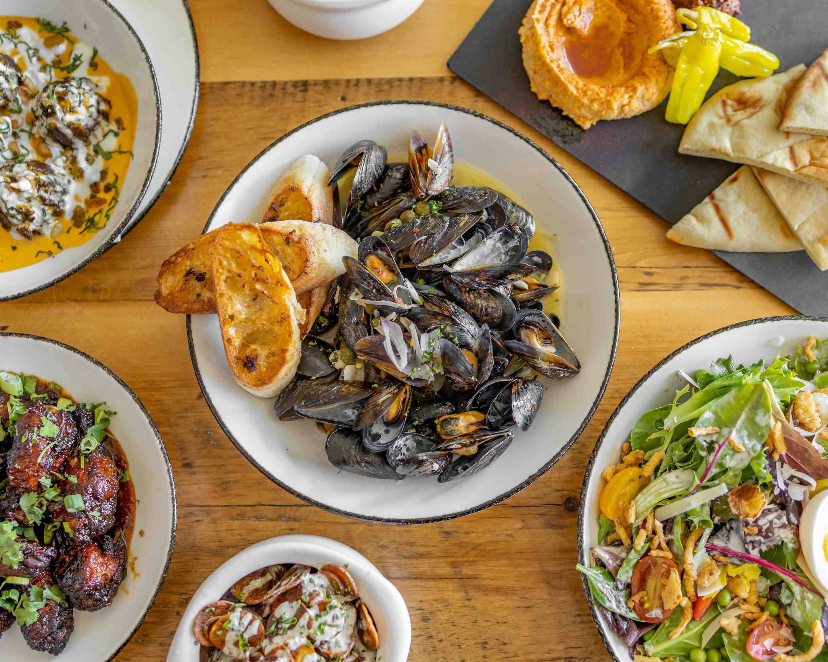 Order A-Side Public House Delivery in Saint Paul Menu & Prices Uber