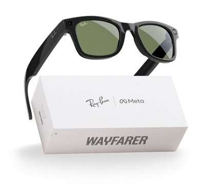 Ray-Ban Meta Wayfarer Shiny Black Frames Green Lenses Smart Glasses, Black