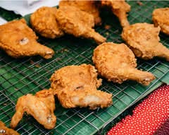 Cajun Red's (2121 Eddy Lane)