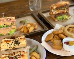 LITTLE＋CAFE