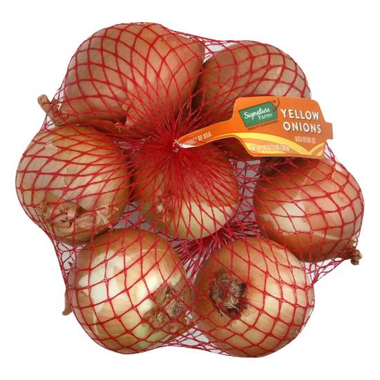 Order Signature Farms · Prepackaged Yellow Onions (3 lbs) food online from Safeway store, Eureka on bringmethat.com