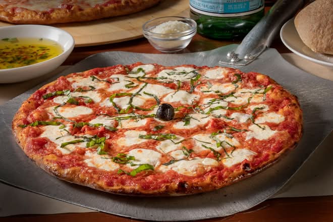 Classic Margherita Pizza