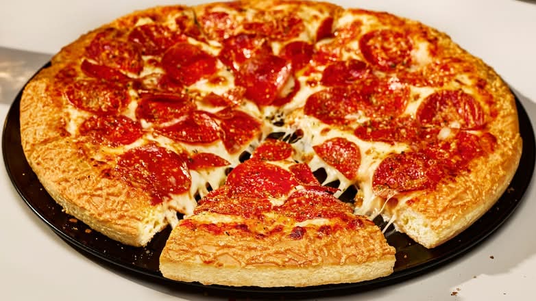 Medium 1-Topping Crispy Parm Pan