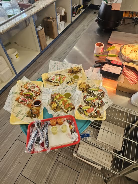 La Catrina Taco Truck (Bissonnet St)