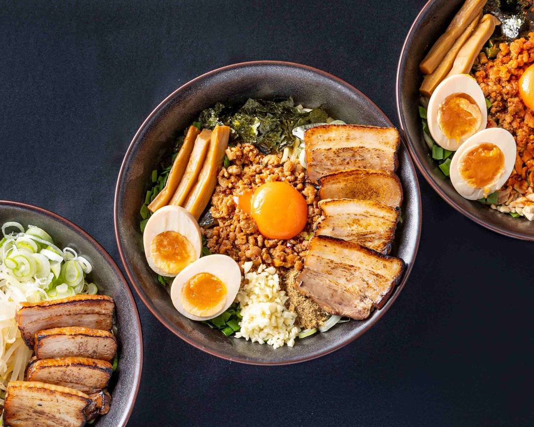 台湾まぜそば 麺屋 2269 AZAVU taiwanmazesoba mennya 2269 AZAVUの
