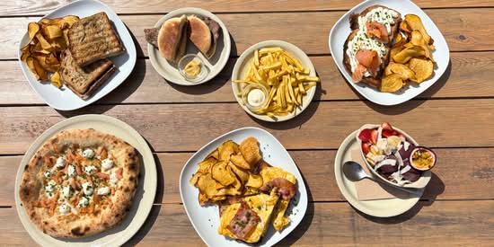 Ziggy Cocktails & Food