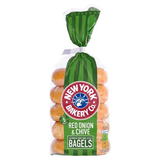 New York Bakery Co. Red Onion & Chive Bagels (5 ct)