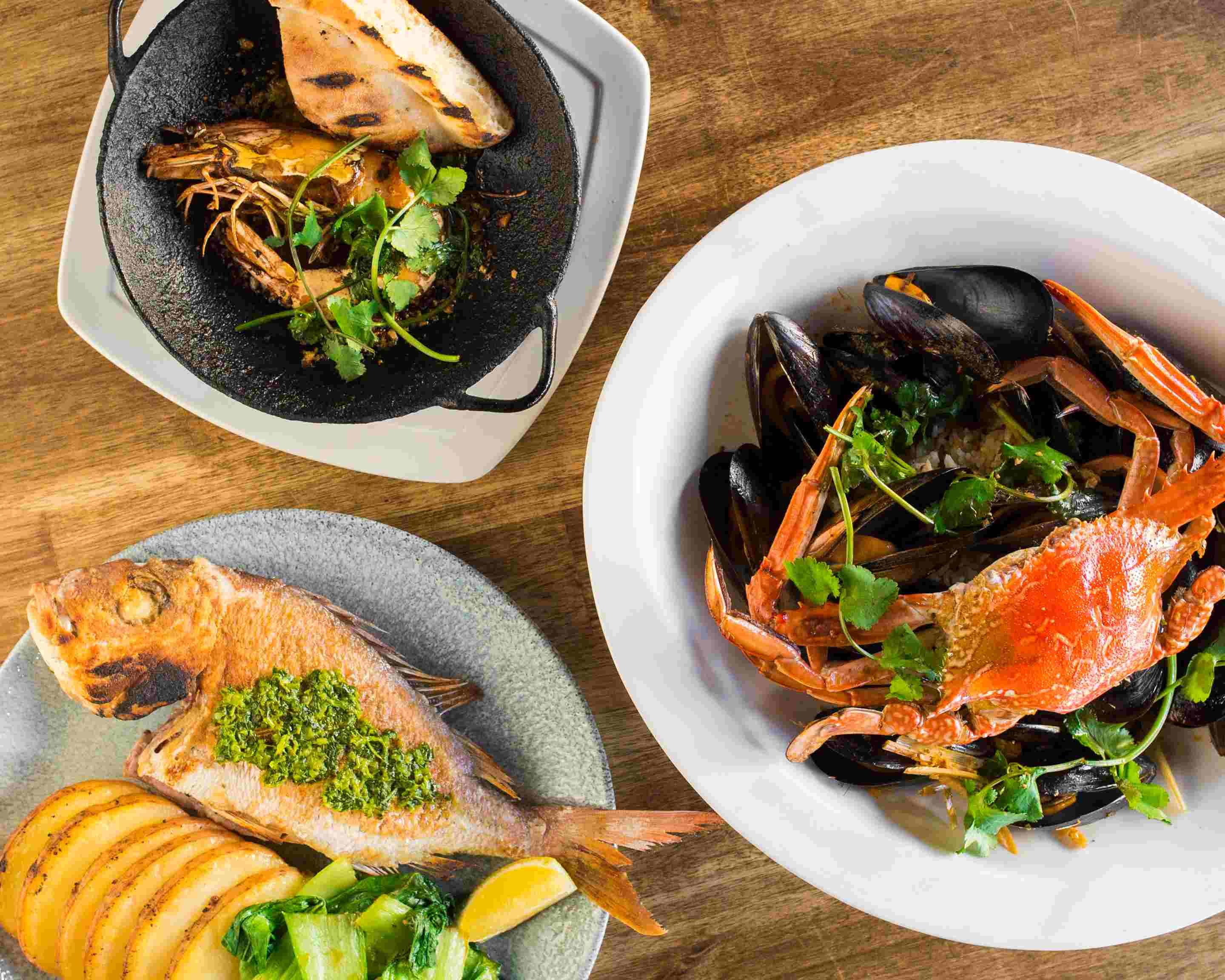 Order Claypots Seafood Bar St Kilda | Menu & Prices | Melbourne ...