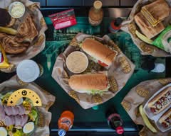 Larry’s Giant Subs (GA Hwy 96)