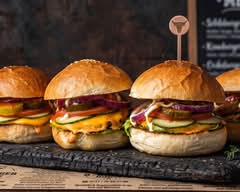 Q-Burger House
