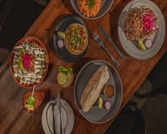 Balcón Comedor Y Bar (407 South Stagecoach Trail, Ste. 201)