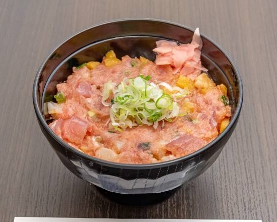 ねぎとろチラシ丼