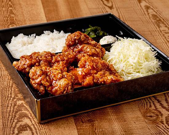 焼肉風げんこつ唐揚げ弁当 4個 BBQ-Style Fried Chicken Bento Box (4 Pieces)