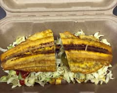 La Arepa (NE Halsey)