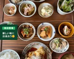 Mori cafe モリ カフェ 祝谷店