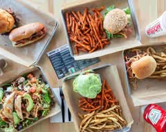 Mooyah Burgers (1 Dog Lane)