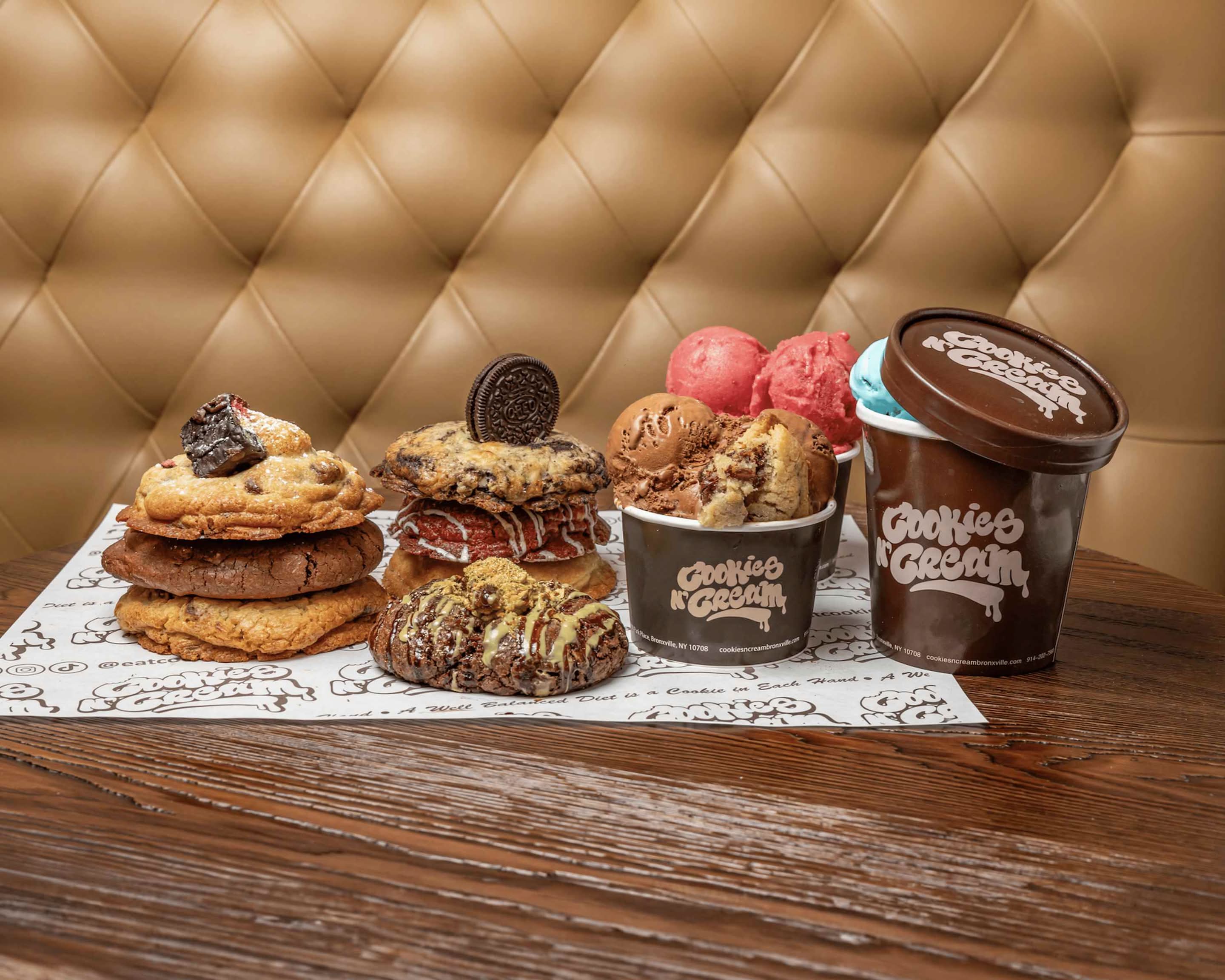 クッキー＆クリーム Cookies N Cream - Middle Village Menu New York • Order Cookies N