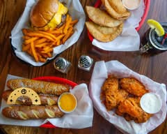 Santo's Burger