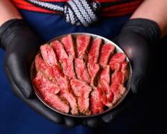【厳選赤身肉を堪能！】肉Needs 