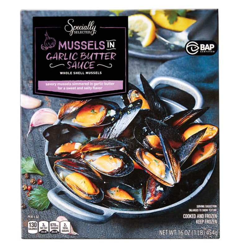 Specially Selected Whole Shell Mussels, Garlic Butter Sauce (16 oz)