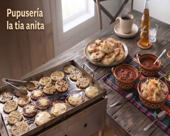 Pupuseria La Tia Anita