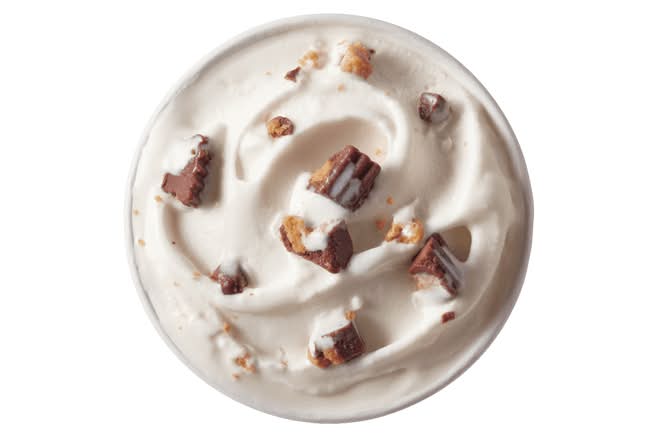 REESE'S® Peanut Butter Cup BLIZZARD® Treat