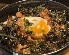 炭火とり焼肉 ロッキー