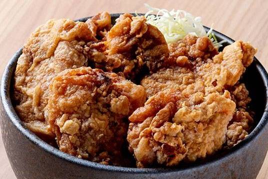金賞唐揚げ丼 並盛5個 Champion Fried Chicken Rice Bowl (Lage / 5Pieces)