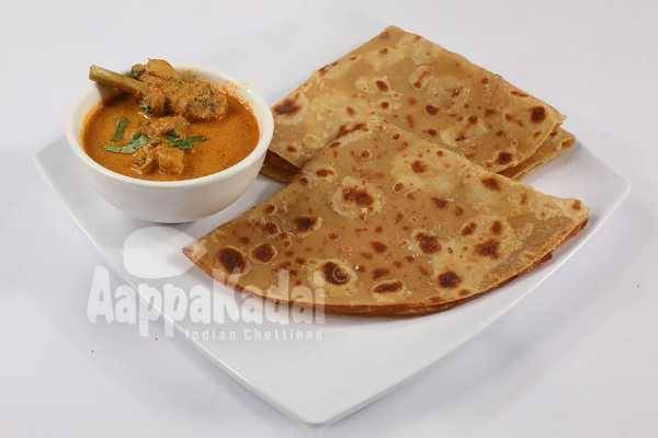 CHAPATI CHICKEN CURRY