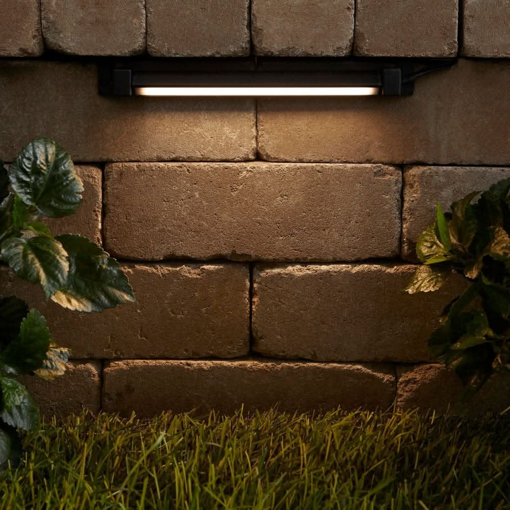 HAMPTON BAY 166 Lumen Low Voltage Black Led Outdoor Deck Light