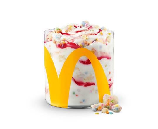 Regular Birthday Cake McFlurry [680.0 Cals]