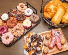 Howard's Donuts - marion