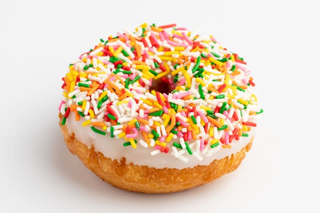 Vanilla Sprinkles Iced Cake