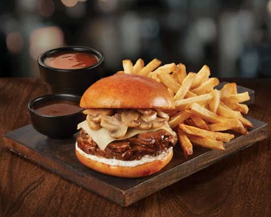 NEW! Deluxe Roast Beef on a Bun