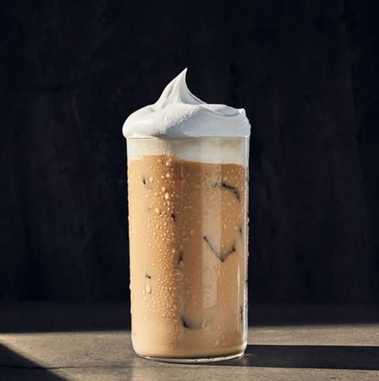 Iced Madagascar Vanilla Latte