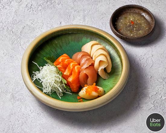 CoDung Sushi Delivery | Menu & Prices | Nrnberg | Uber Eats