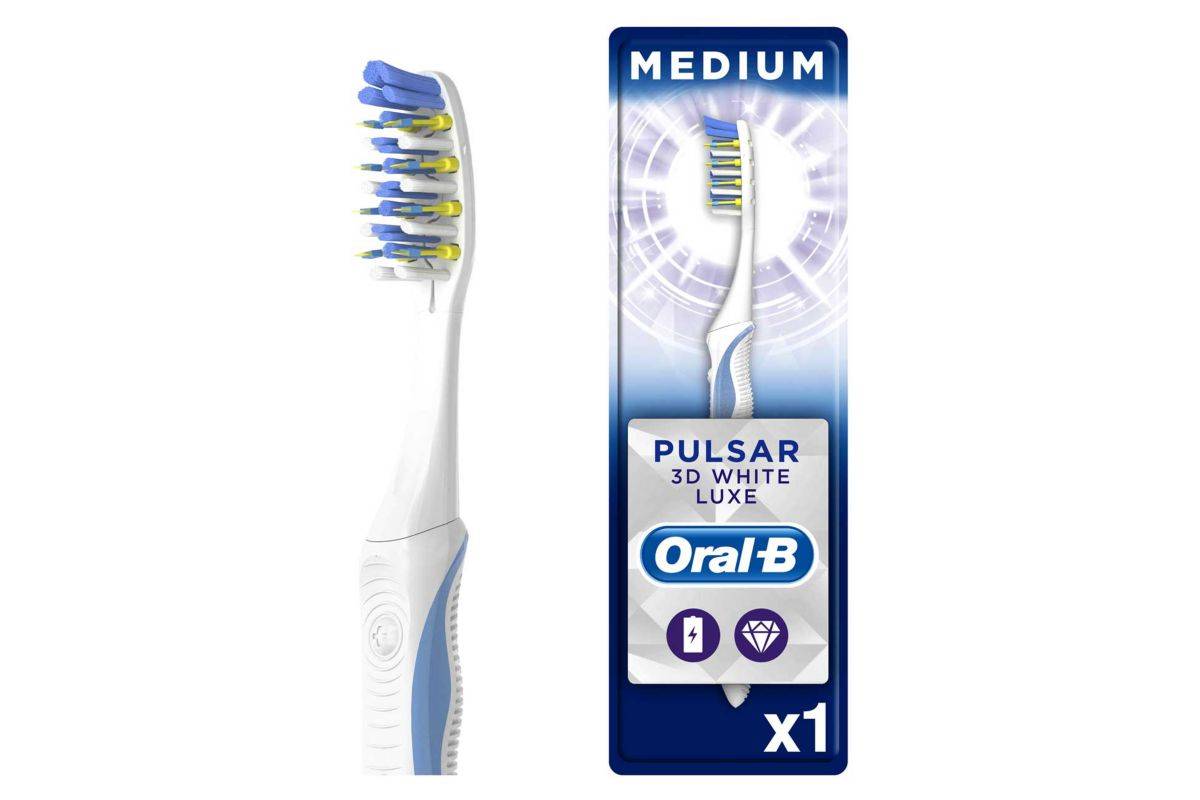 Oral-B Pulsar 3DWhite Luxe Manual Toothbrush With Battery Power