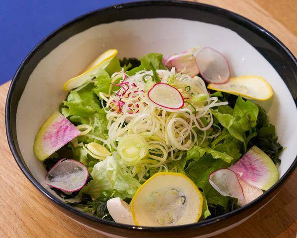 Salade verte et algue