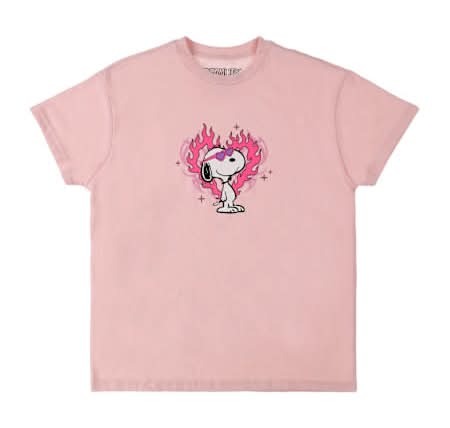 Peanuts® Snoopy Flame Hearts Graphic Tee Large Pink