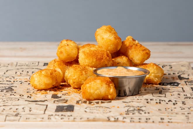 CAJUN TATER TOTS