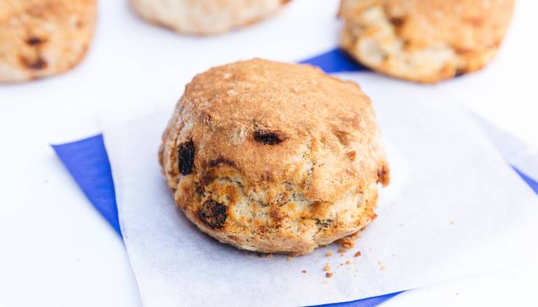 Oatmeal Raisin Scone