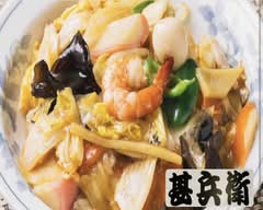 【餃子がおすすめ！】甚兵衛 zinbei