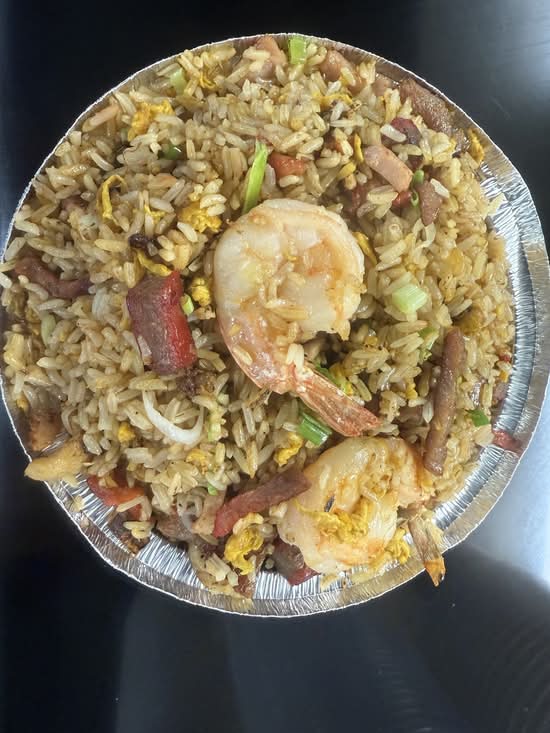Arroz good taste ( house fried rice )