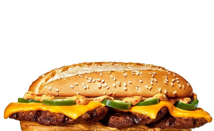 X-tra Long Chili Cheese