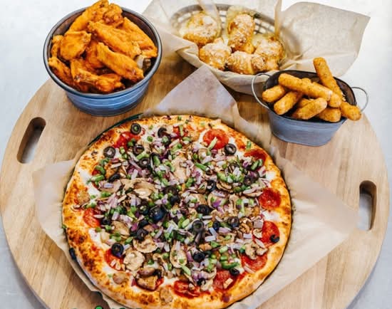 lL Primo Pizza & Wings (Pebblebrook)