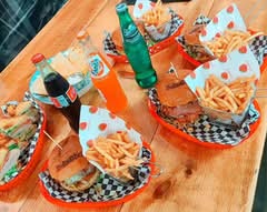 Shake-N-Dog (Leominster)