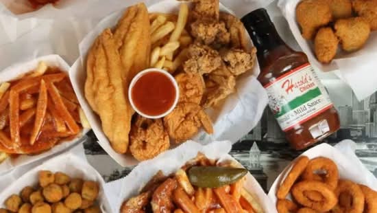 Harold's Chicken Shack (#69 9938 South Torrence Avenue)