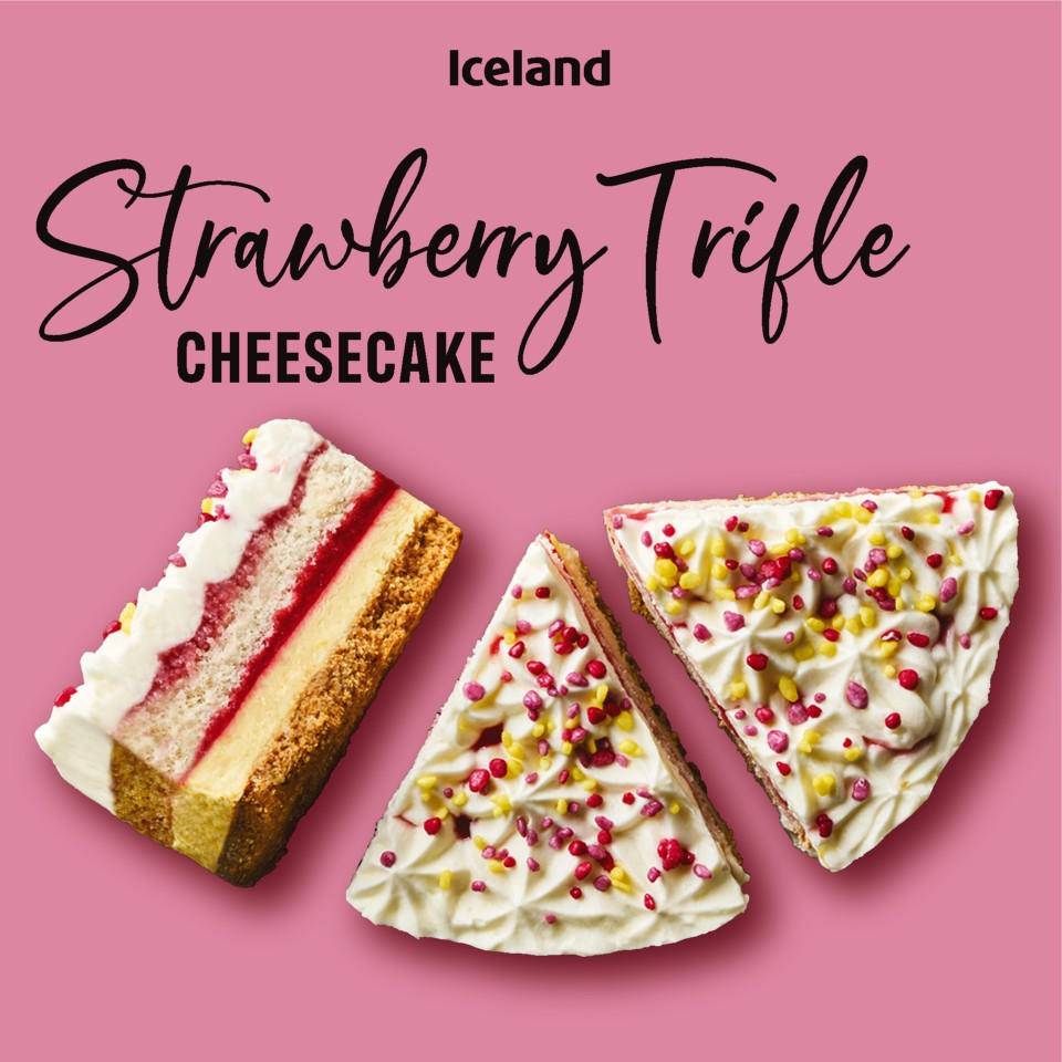 Iceland Strawberry, Trifle Cheesecake (445g)